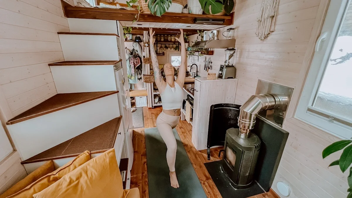 Originalaufnahme zum Beitrag: Was das Leben im Tiny House mit Yoga zu tun hat