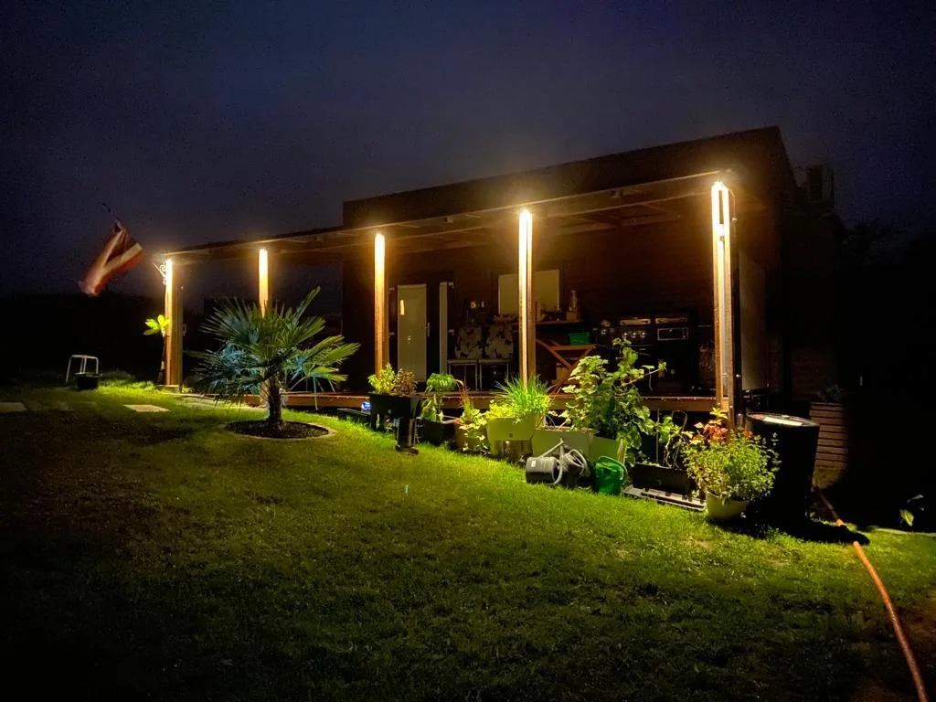 Originalaufnahme zum Beitrag: Open House Party im Tiny House: Klein anfangen, groß feiern