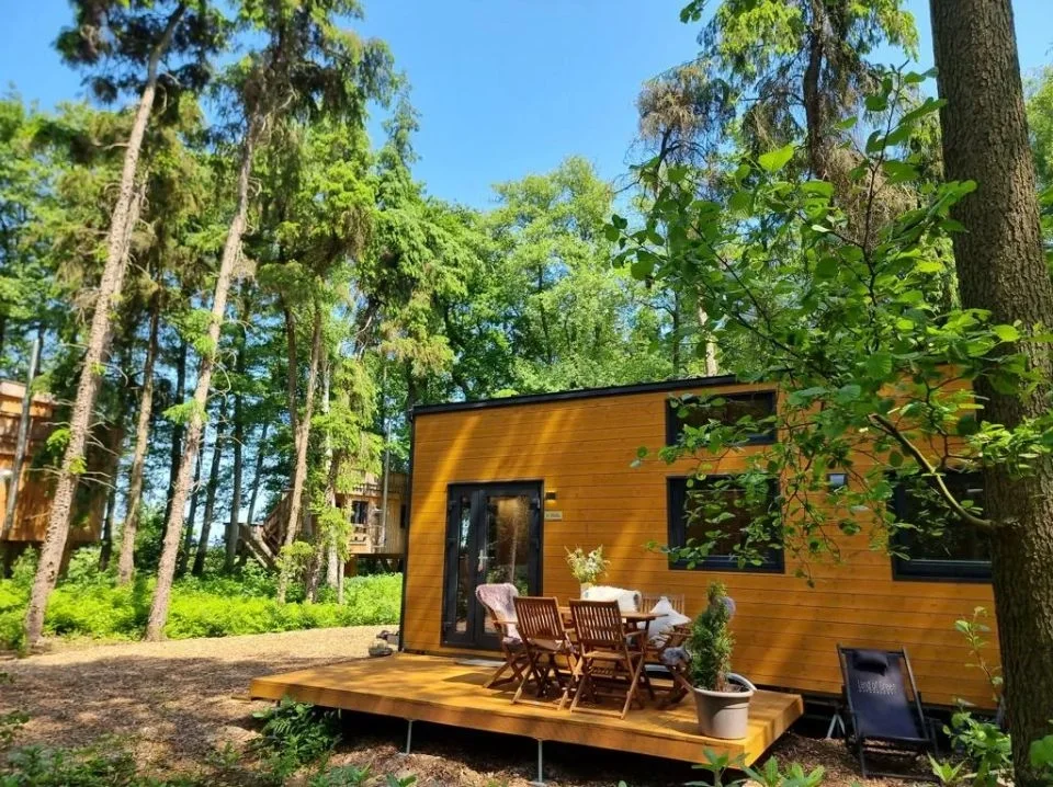 Originalaufnahme zum Beitrag: Open House Party im Tiny House: Klein anfangen, groß feiern